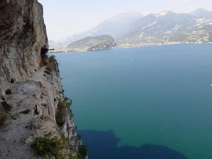 Scrambling: the Smugglers' Trail at Lake Garda 9